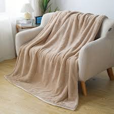 Soft king-size blanket — oversized warm and breathable comfort for luxury beds and master bedrooms”