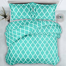 Double duvet cover on bed — soft, breathable and wrinkle-free quilt cover for double mattress