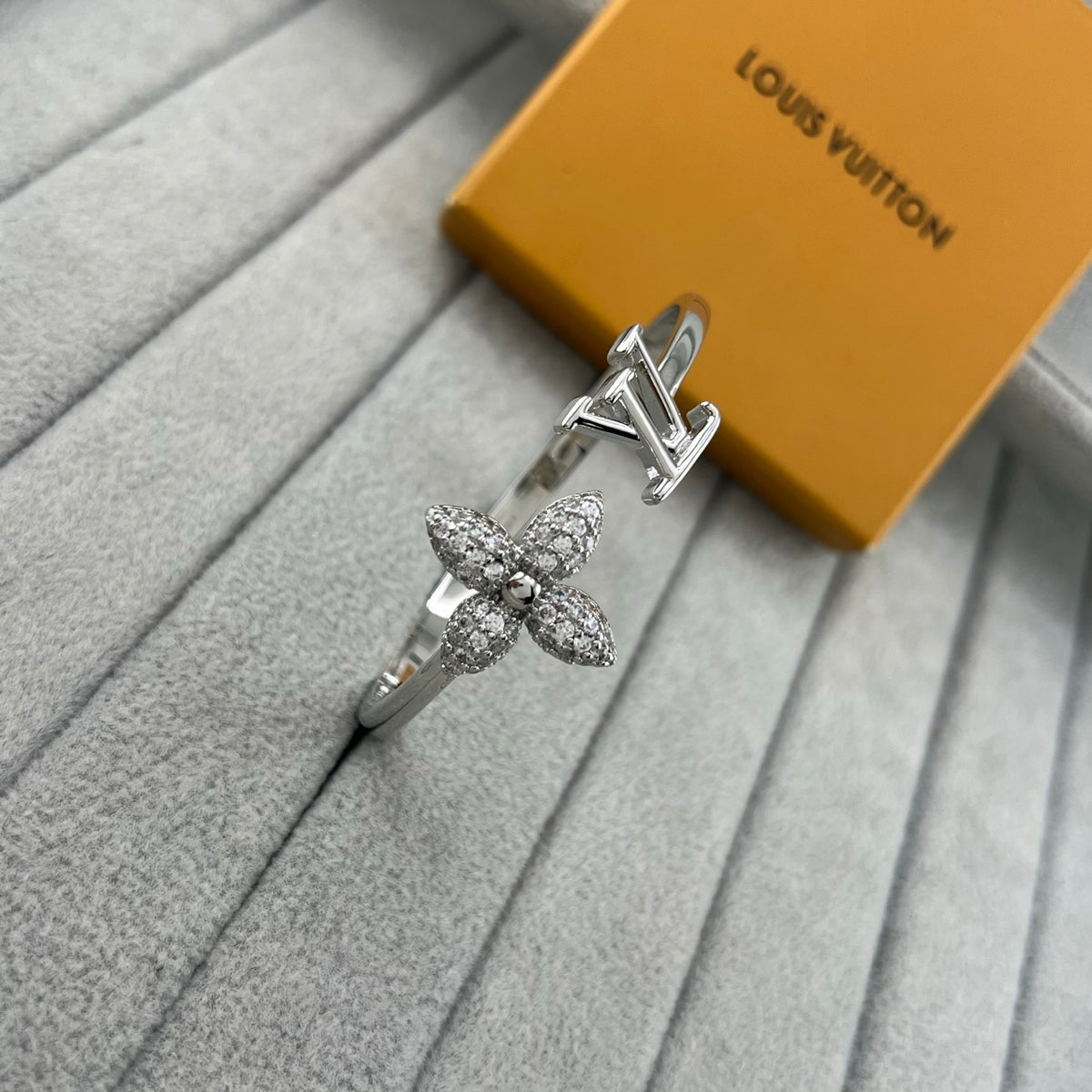 Sparkling Crystal Flower Bangle Bracelet for Women